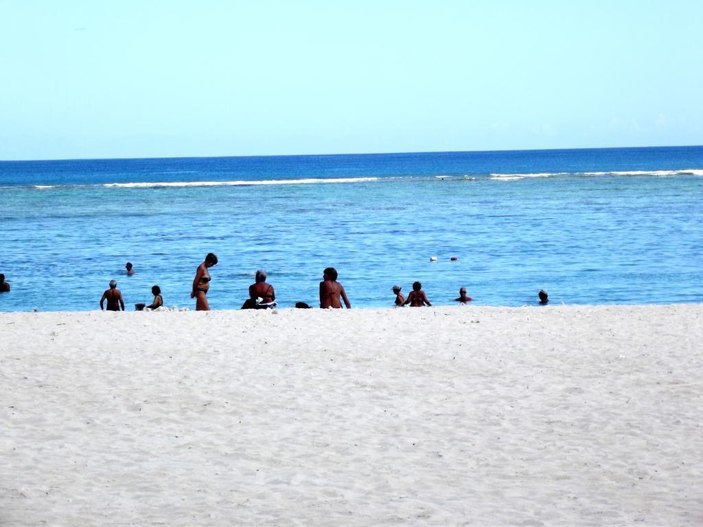 West Front One No 4 With Seafront - Licensed By Tourism Authority 14977 Flic En Flac Mauritius Exterior foto
